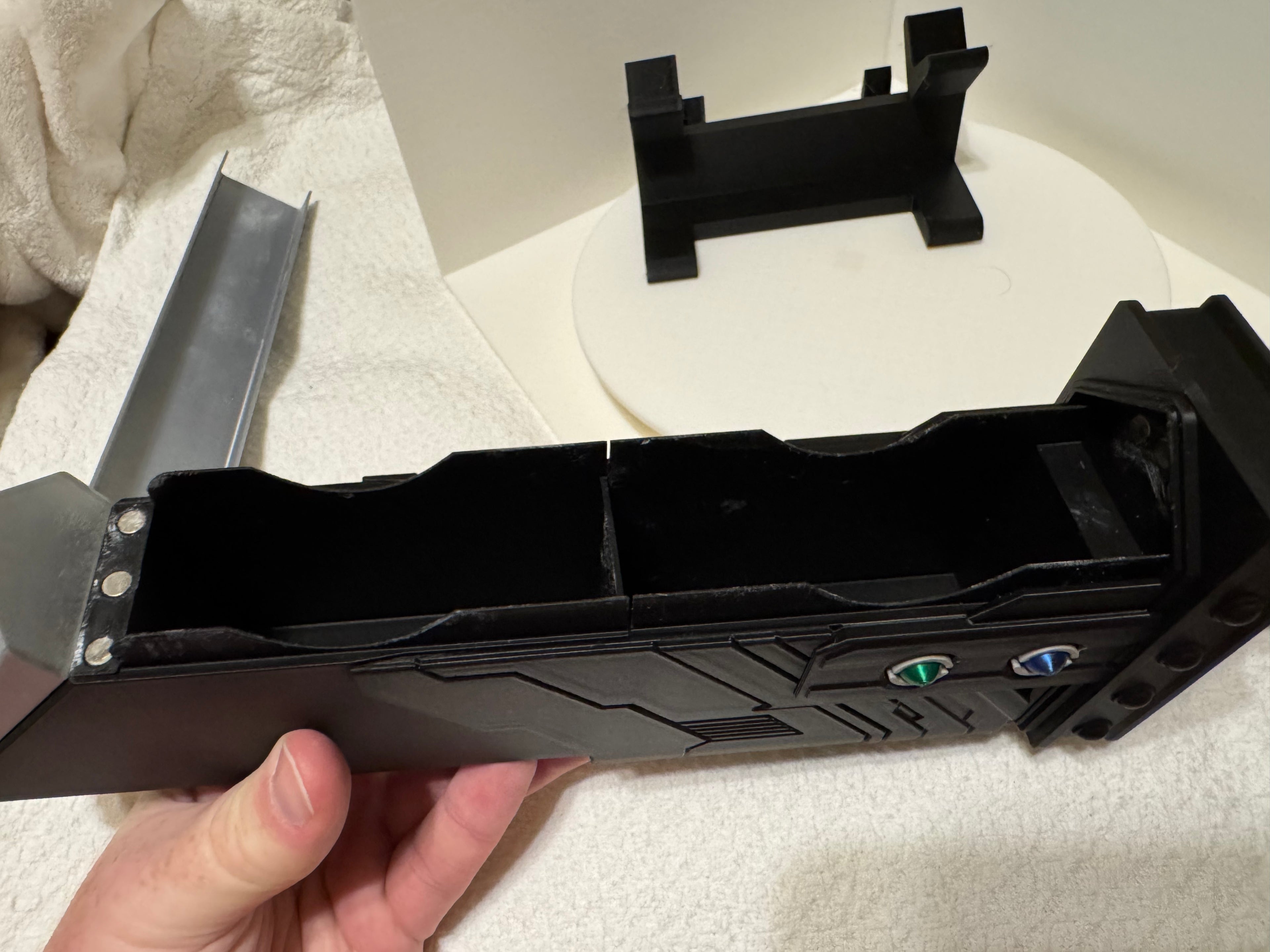 MTG Buster sword deck box display