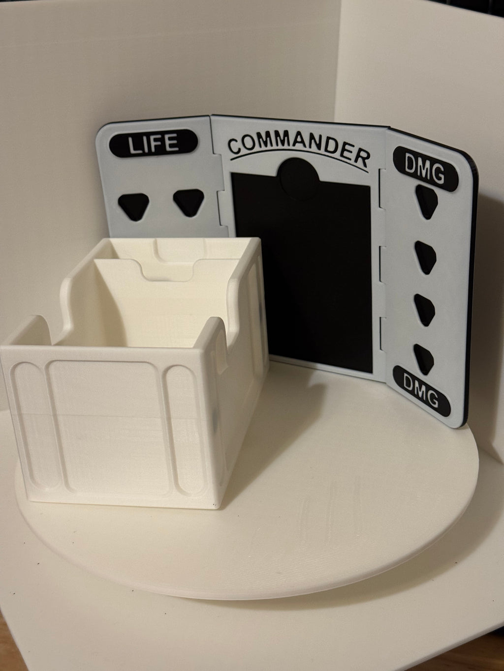 White Hole Magnetic Deck Box